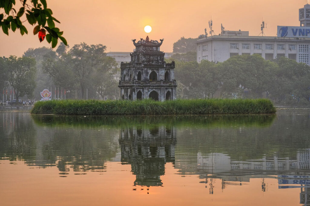 kiem lake hanoi
